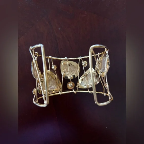 Bracelet Cuff Golden with Rhinestones One Size - Picture 7 of 12